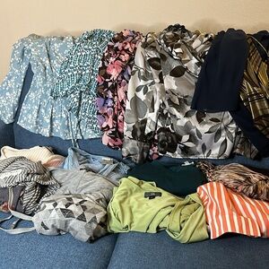 Women’s size XL bundle - 13 tops